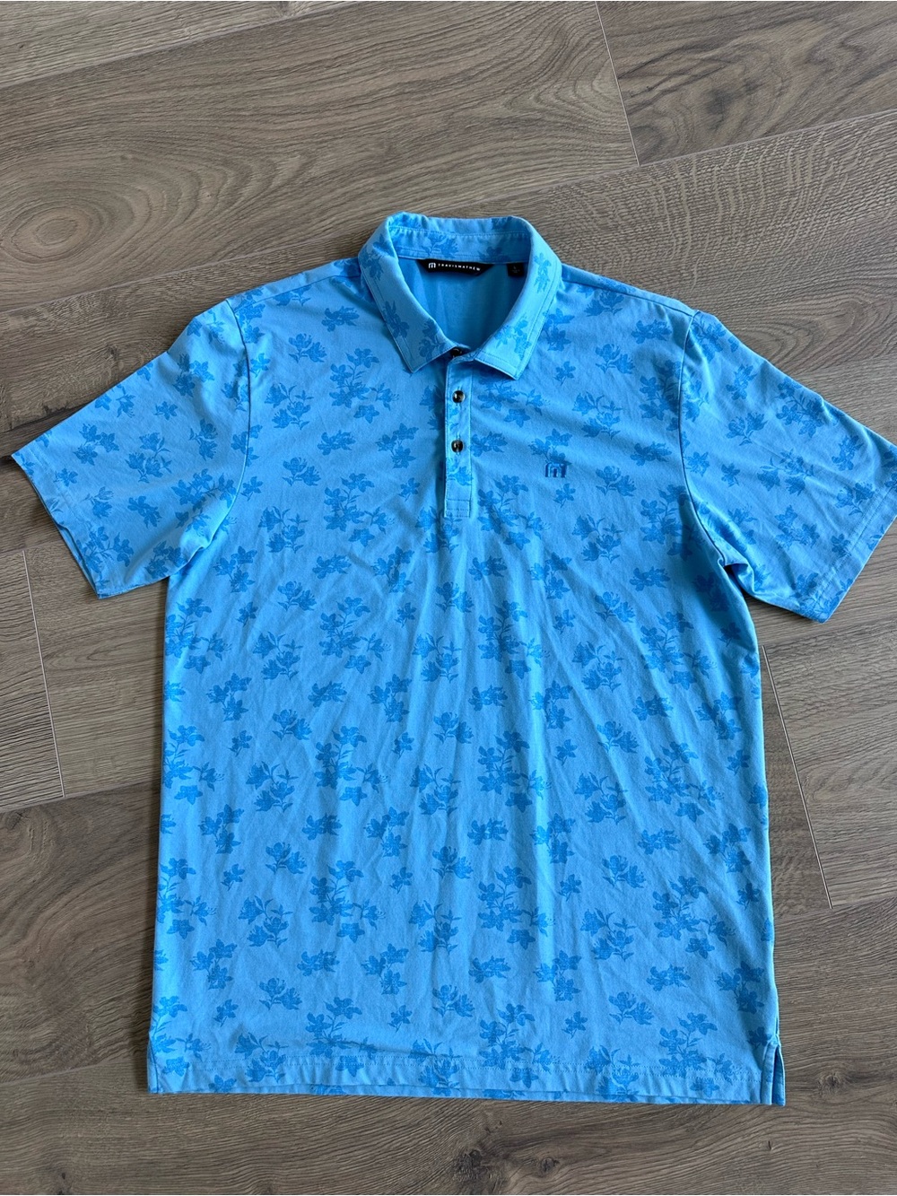 TravisMathew Men’s Golf Polo Shirt Size L Blue Floral Print Short Sleeve